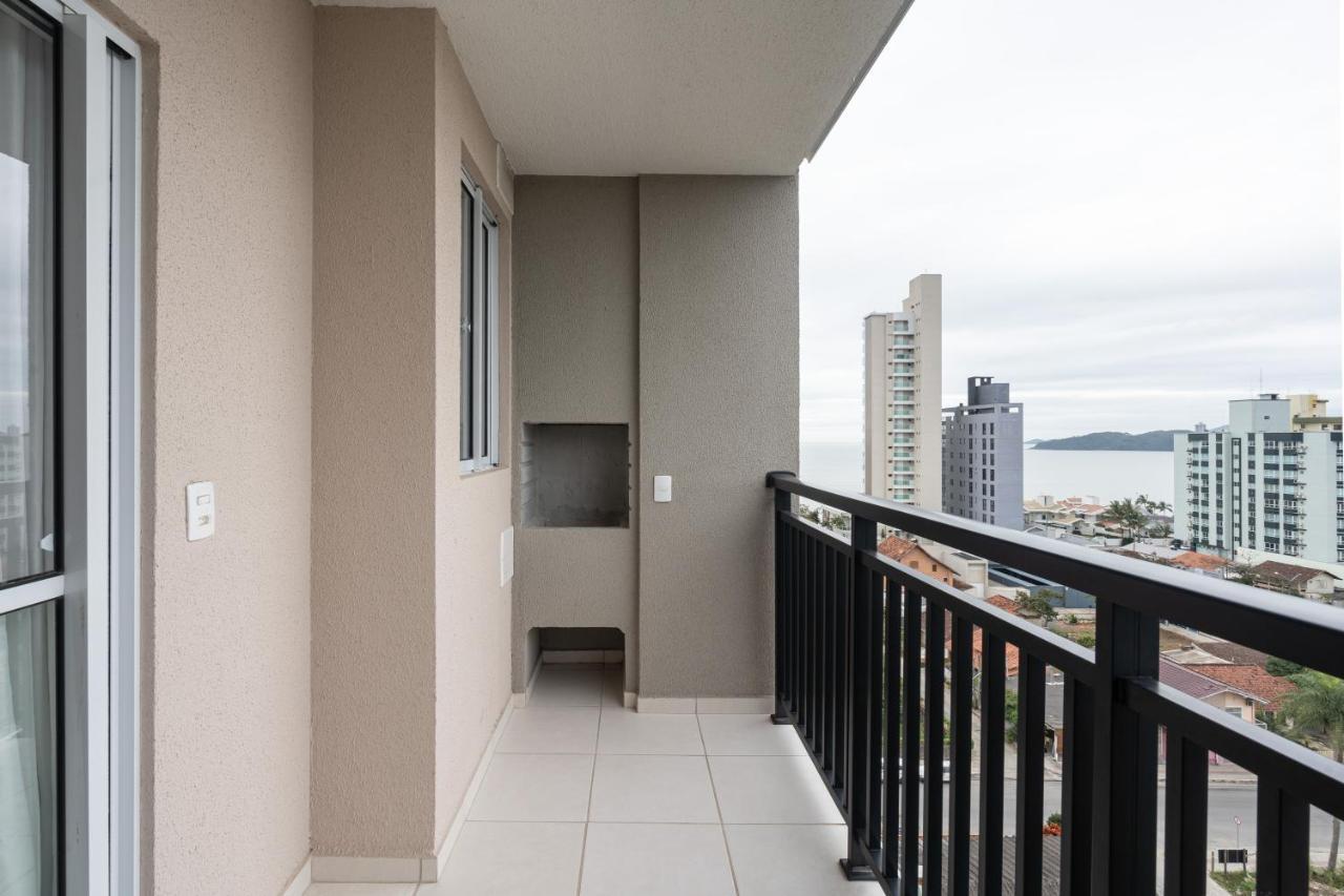 Apartamento Com Vista Mar, Ar-Condicionado, Wi-Fi Condominio Com Piscina, Quadra De Esportes Playground Infantil A 15 Minutos Do Beto Carreiro Picarras Exterior photo